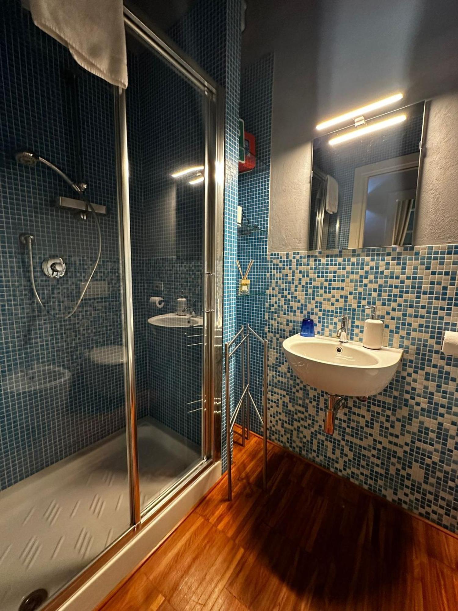 Double Room Private External Bathroom