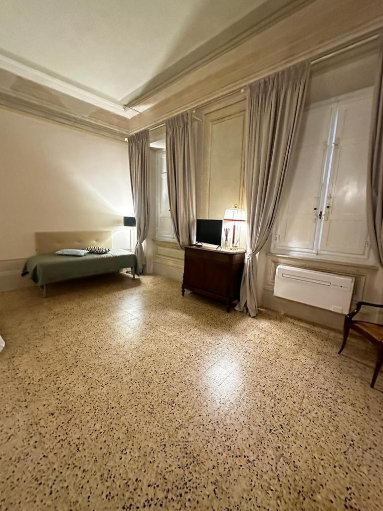 Quadruple Room Private External Bathroom