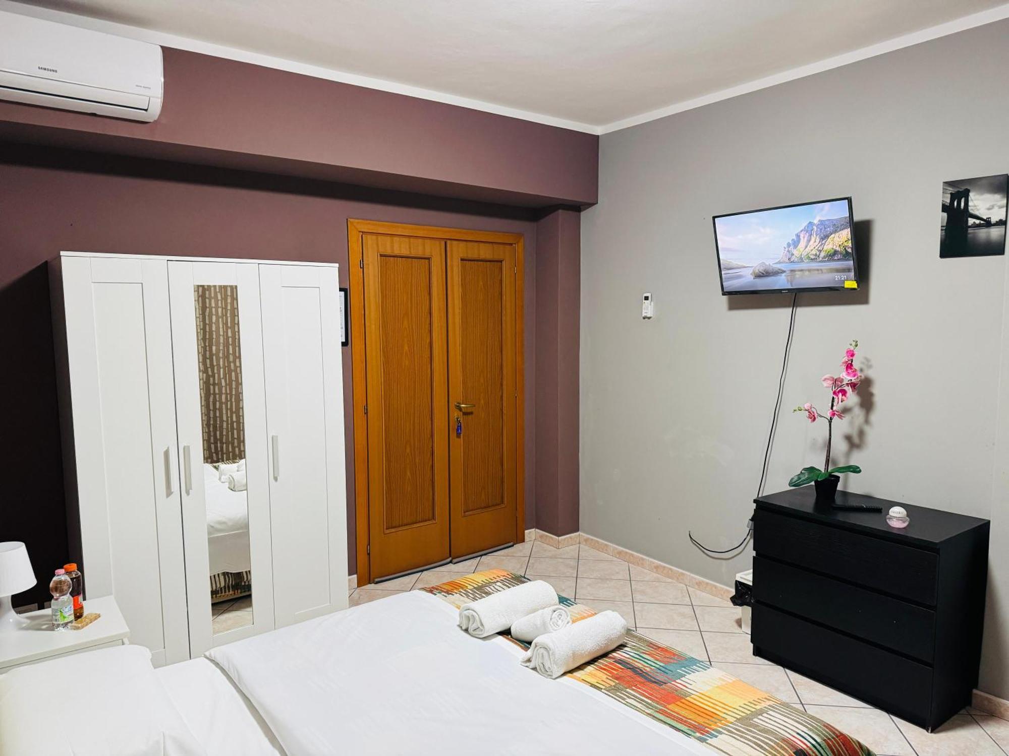 Queen Room