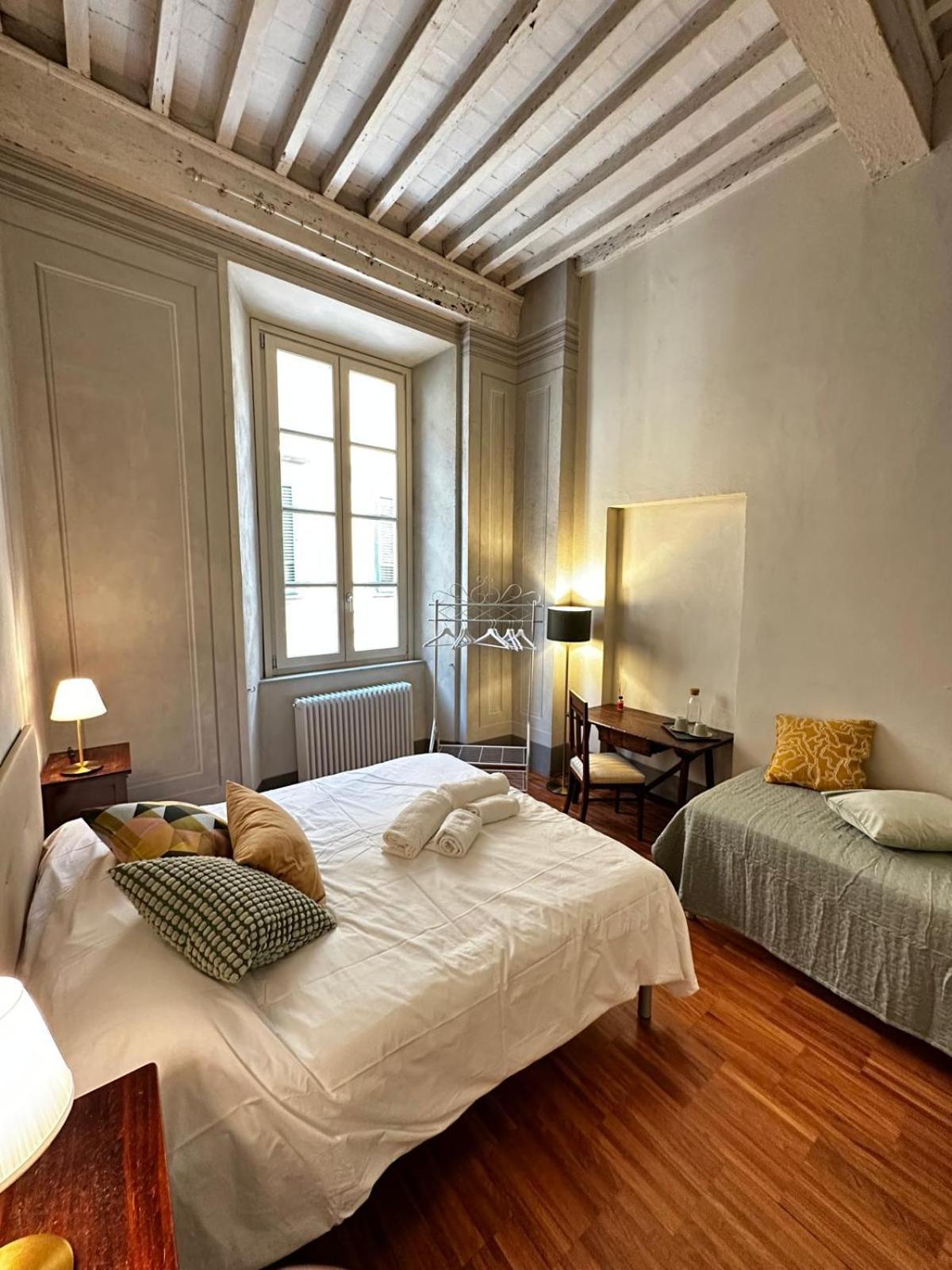 Double Room Private External Bathroom
