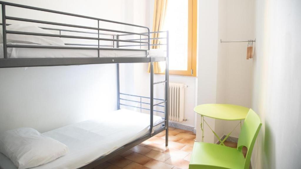 Bed in 2-Bed Female Dorm Private Ext Bathroom