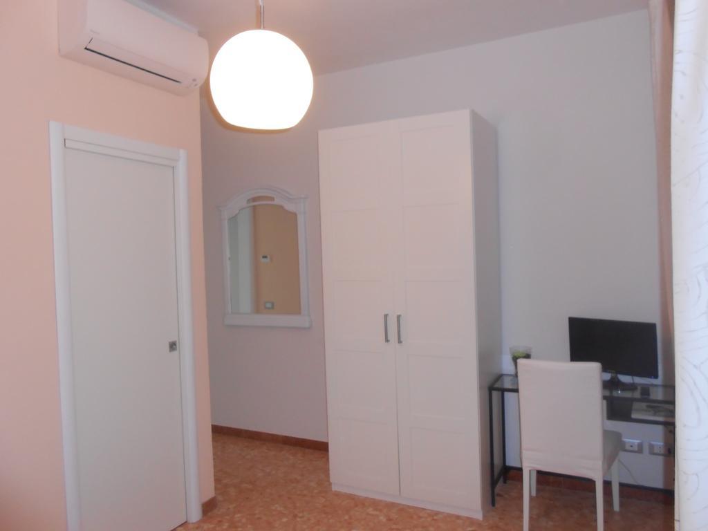Camera Doppia con Letti Singoli con Bagno