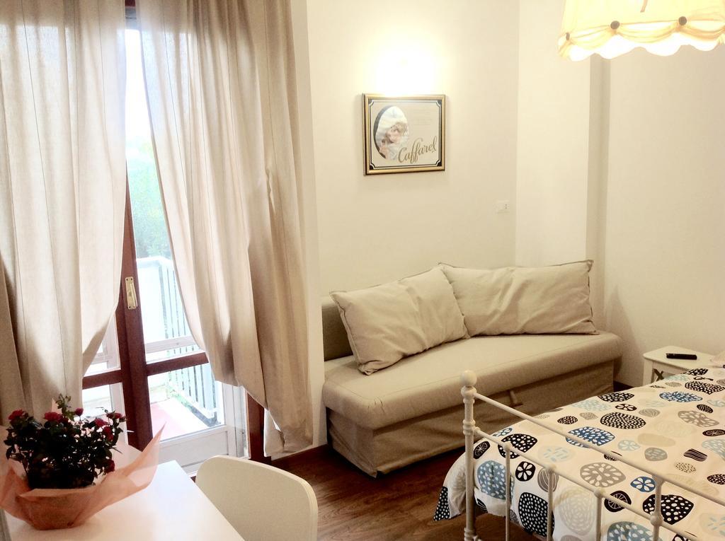 Double Room,859598174:JPEG