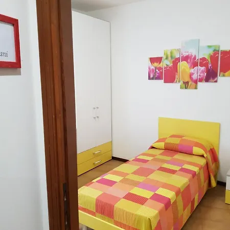 MAYFLOWERS B&B Zona Ospedale Cisanello Pisa-2