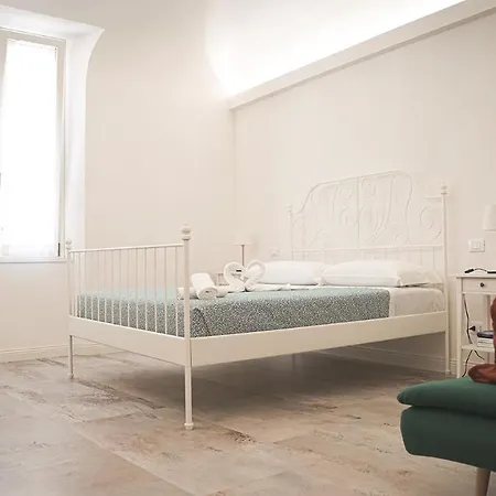 Corso Italia Pisa Smart Rooms-3