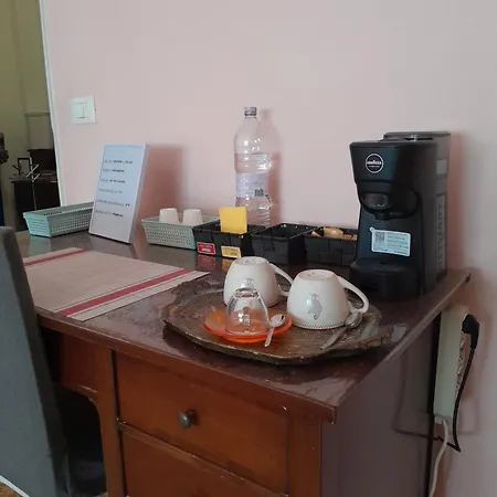 Affittacamere Room Rental Pisa-3