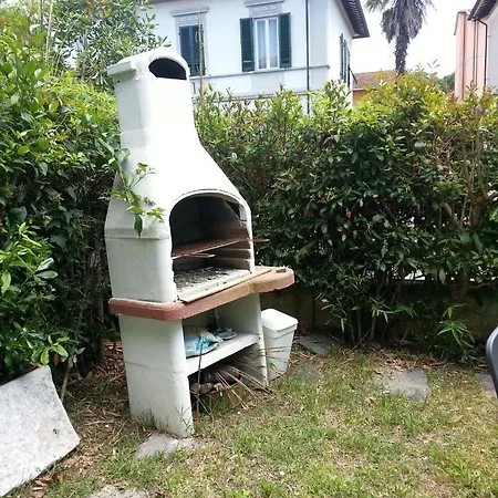 A Due Passi Dal Centro Bed&Breakfast-3