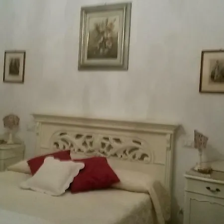 B&B Carla-3