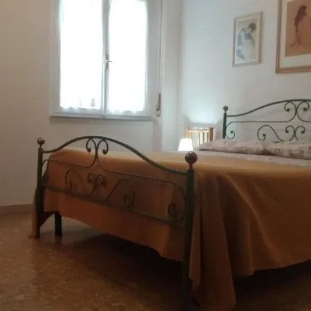 Cisanello Guesthouse-3